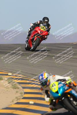 media/Oct-08-2023-CVMA (Sun) [[dbfe88ae3c]]/Race 3 Amateur Supersport Middleweight/